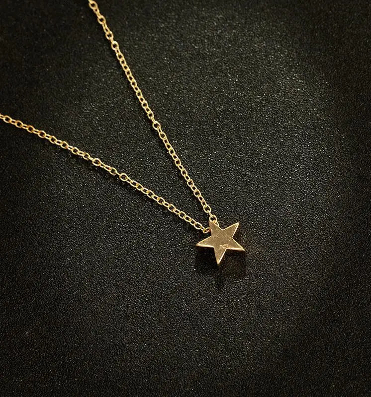 Trendig Stjärnhänge - Minimalistisk Guld och Silver Halsband för Kvinnor