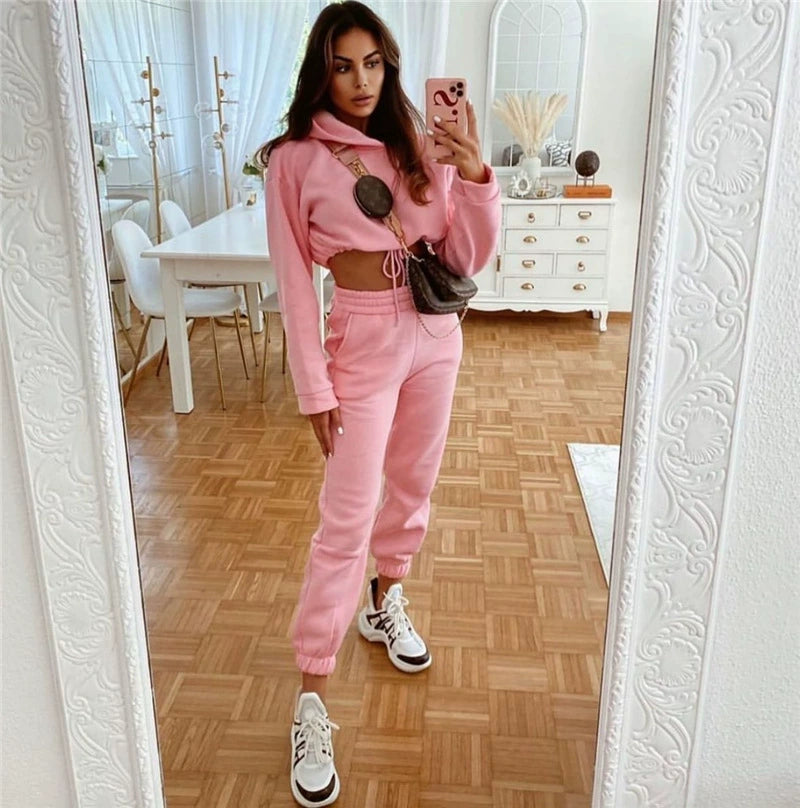 Stilren Tvådelad Sportdräkt för Kvinnor - Långärmad Casual Outfit med Skräddarsydd Midja