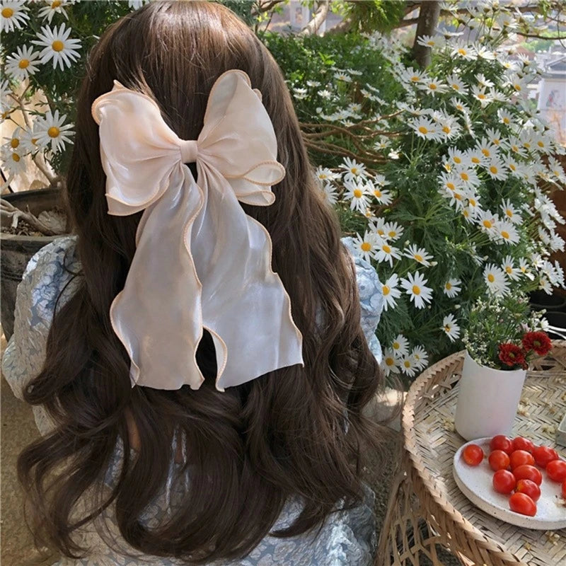 Söt Chiffon Båge Hårklämmor för Flickor - Blå Satin Bows med Glittrande Detaljer för Elegant Håraccessoar