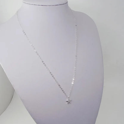 Trendig Stjärnhänge - Minimalistisk Guld och Silver Halsband för Kvinnor