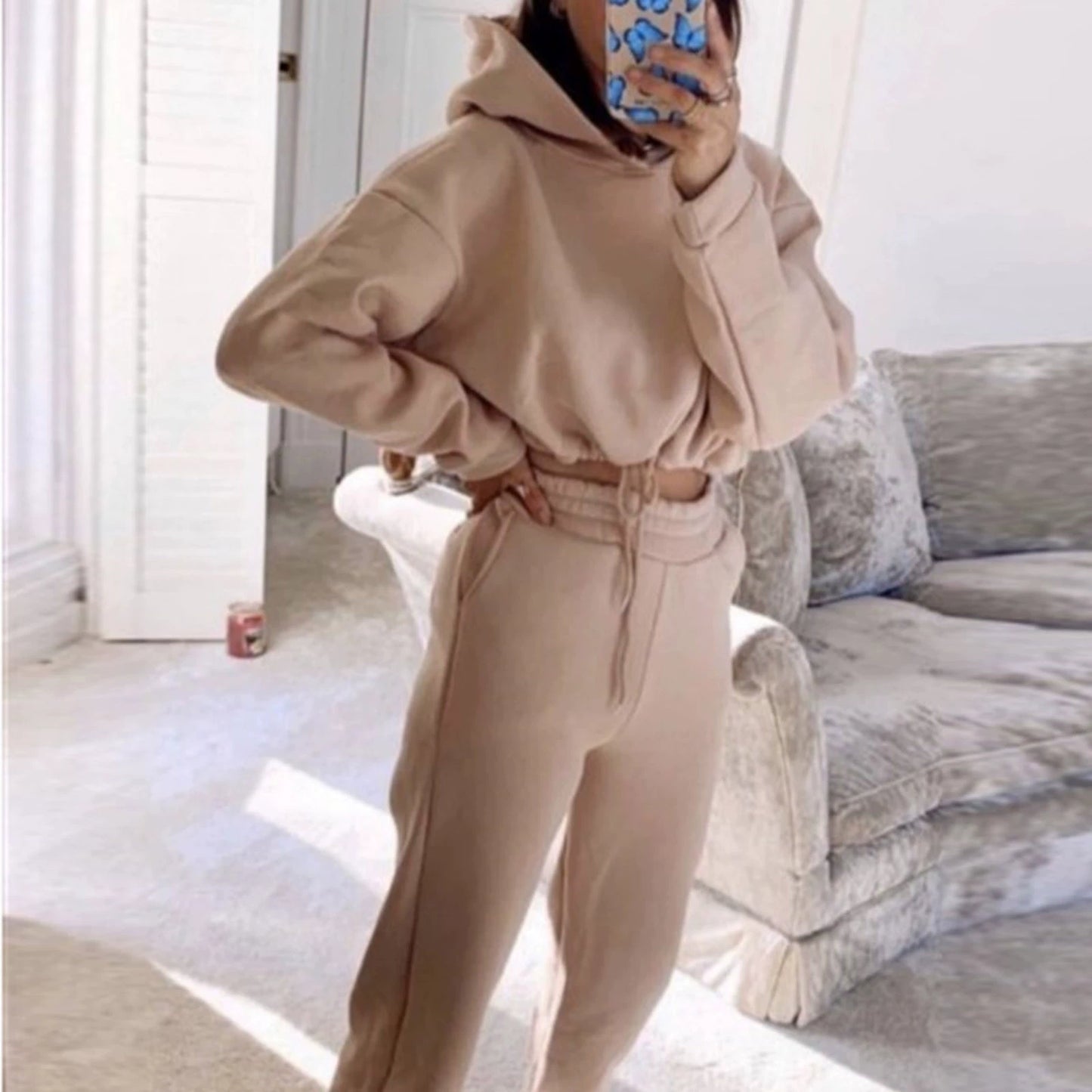 Stilren Tvådelad Sportdräkt för Kvinnor - Långärmad Casual Outfit med Skräddarsydd Midja