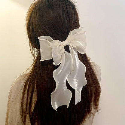 Söt Chiffon Båge Hårklämmor för Flickor - Blå Satin Bows med Glittrande Detaljer för Elegant Håraccessoar