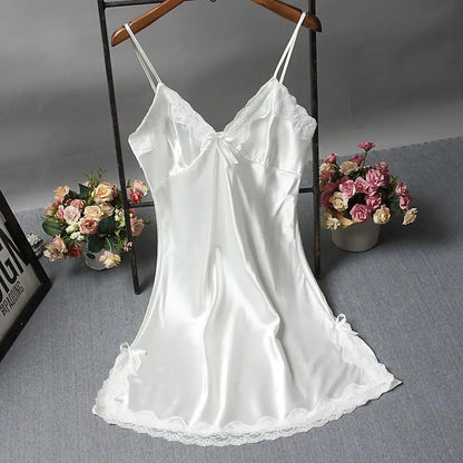 Snygg Spetsklädd Nattklänning - Sensuell Brudnättkjol för Sova och Avkoppling. Kvinnlig Spetsig Nattplagg - Eleganta Nattgowns för Eftermiddagsmys.