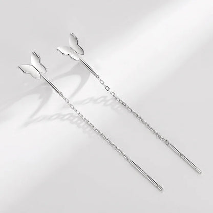 Elegant S925 Silver Örhängen med Mikronålad Zirkon i Blomdesign - Exklusiva Hängande Smycken för En Lyxig Känsla