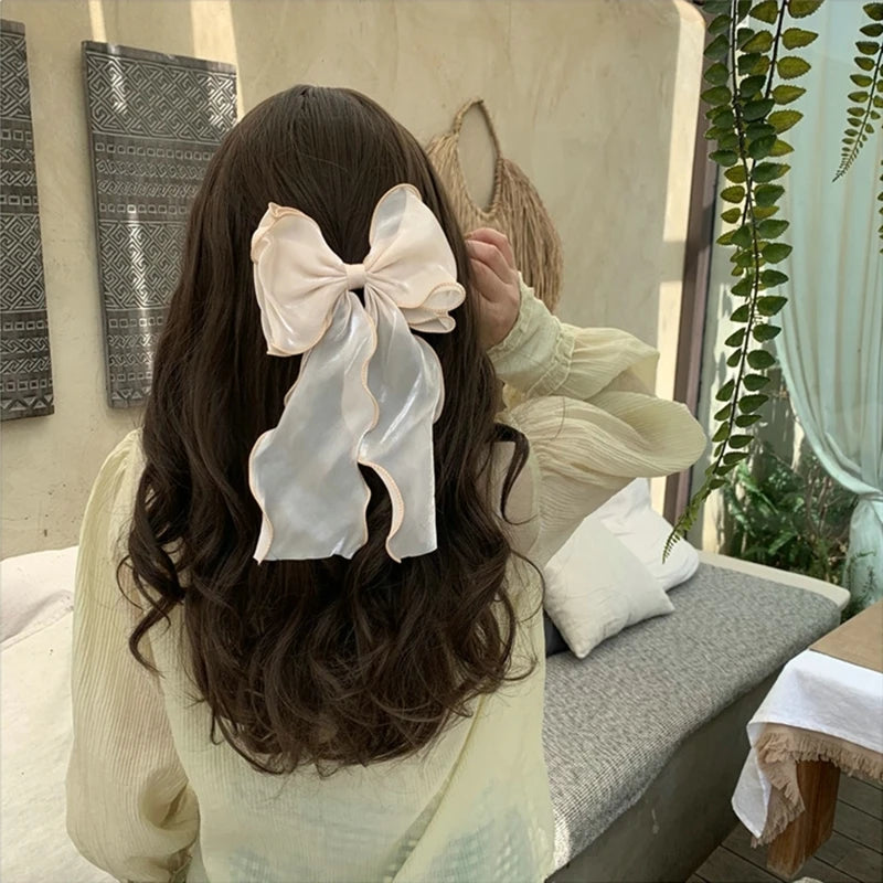 Söt Chiffon Båge Hårklämmor för Flickor - Blå Satin Bows med Glittrande Detaljer för Elegant Håraccessoar