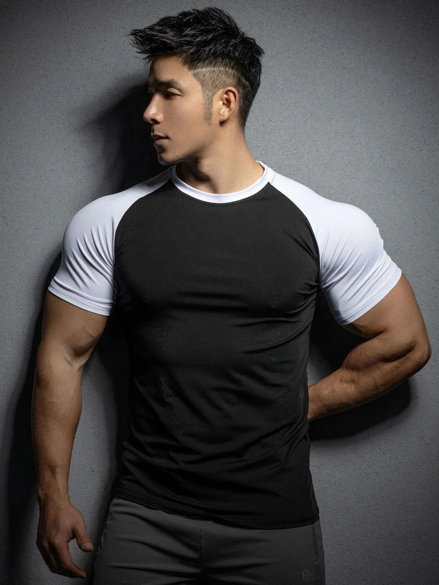 2024 Ny Sommar Kortärmad Fitness T-shirt för Män - Löpning och Gym Kompression T-shirt för Träning - Högkvalitativa Kläder