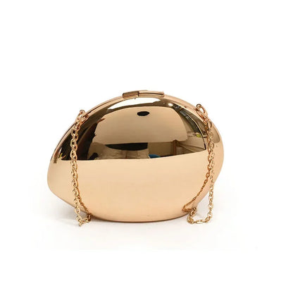 Chic Acrylic Shell Bag
✨ Modern design for special evenings
- Shiny and sleek in gold and silver
- Perfect for parties and events
- Lightweight with a durable shoulder strap
📦 Buy now a