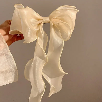 Söt Chiffon Båge Hårklämmor för Flickor - Blå Satin Bows med Glittrande Detaljer för Elegant Håraccessoar