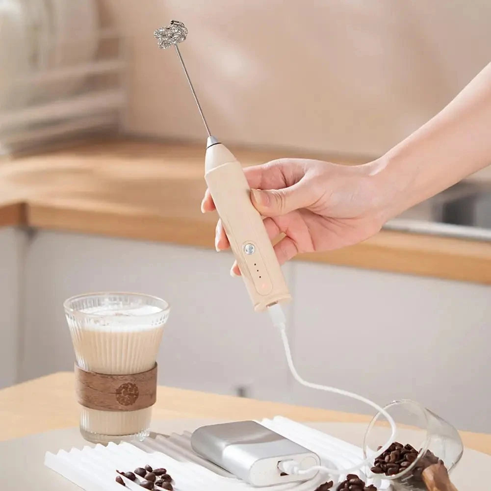 Trådlös USB Elektrisk Mjölkskummare - Handhållen Kaffe- och Äggvisp med 3 Hastigheter - Multifunktionell Kökshjälp