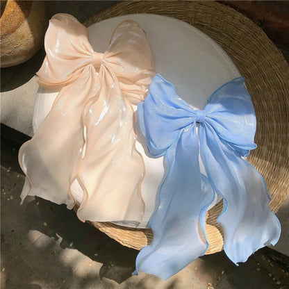 Söt Chiffon Båge Hårklämmor för Flickor - Blå Satin Bows med Glittrande Detaljer för Elegant Håraccessoar