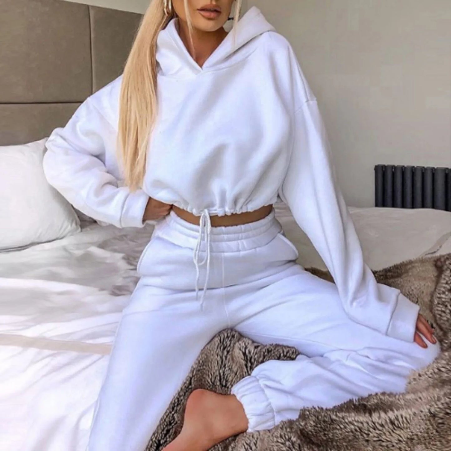 Stilren Tvådelad Sportdräkt för Kvinnor - Långärmad Casual Outfit med Skräddarsydd Midja