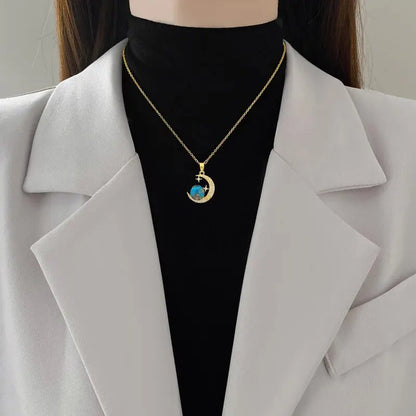 Lätt Lyxig Titanium Stål Stjärnserie Halsband för Kvinnor - Guldfärgad Planet, Måne och Astronaut Pärl-Halsband. Perfekta Smycken för Gåvor!