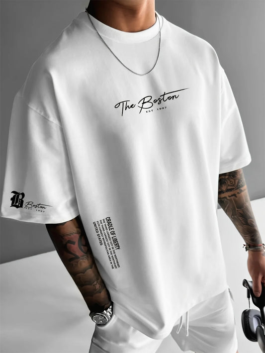 2025 Sommarens Trendiga Gatustil T-shirt för Män - Mjuk och Andningsbar 3D Bokstavstryckt T-shirt i Lätt Material