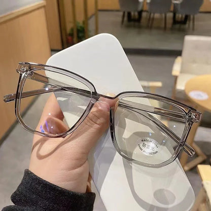 Retro Anti-Blåljus Glasögon för Kvinnor - Eleganta Ram med Platt Design för Skydd och Stil