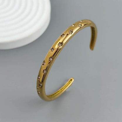 Charming gold - plated 18K stainless steel five - pointed star women's bracelet, high - quality waterproof jewelry, wedding team gift - Hamora