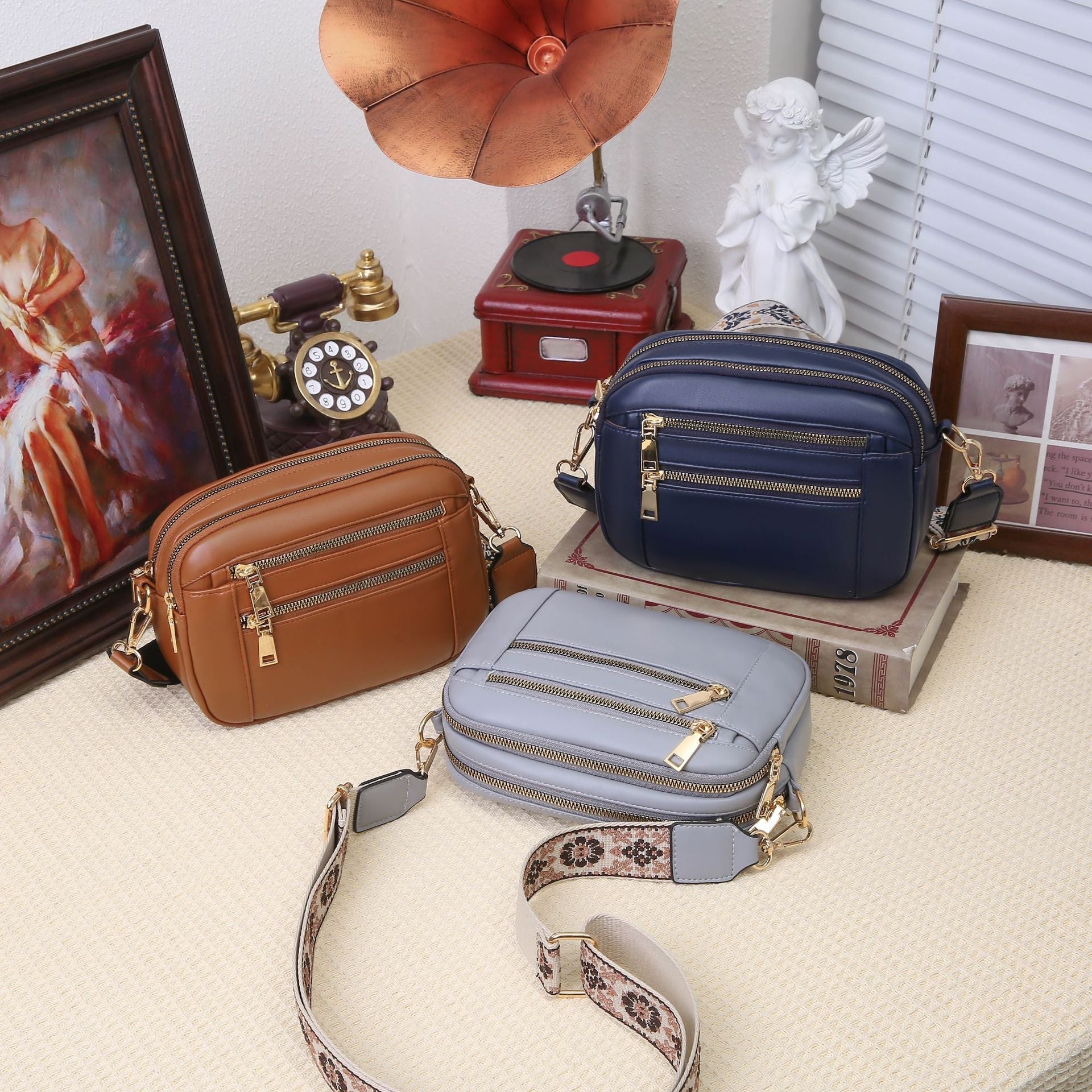 Ladies' Small Square Bag Two - tone Leather Crossbody Bag Large - capacity PU Crossbody Wallet Multi - functional For Women's Bag - Hamora