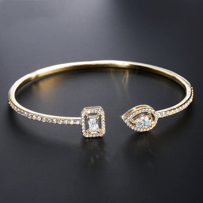 Simple And Exquisite Bracelet With Micro Inlaid AAA Zircon - Hamora