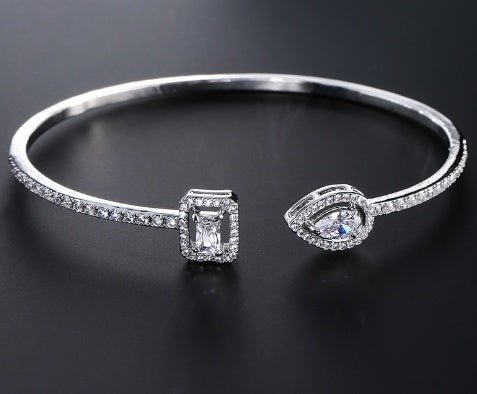 Simple And Exquisite Bracelet With Micro Inlaid AAA Zircon - Hamora
